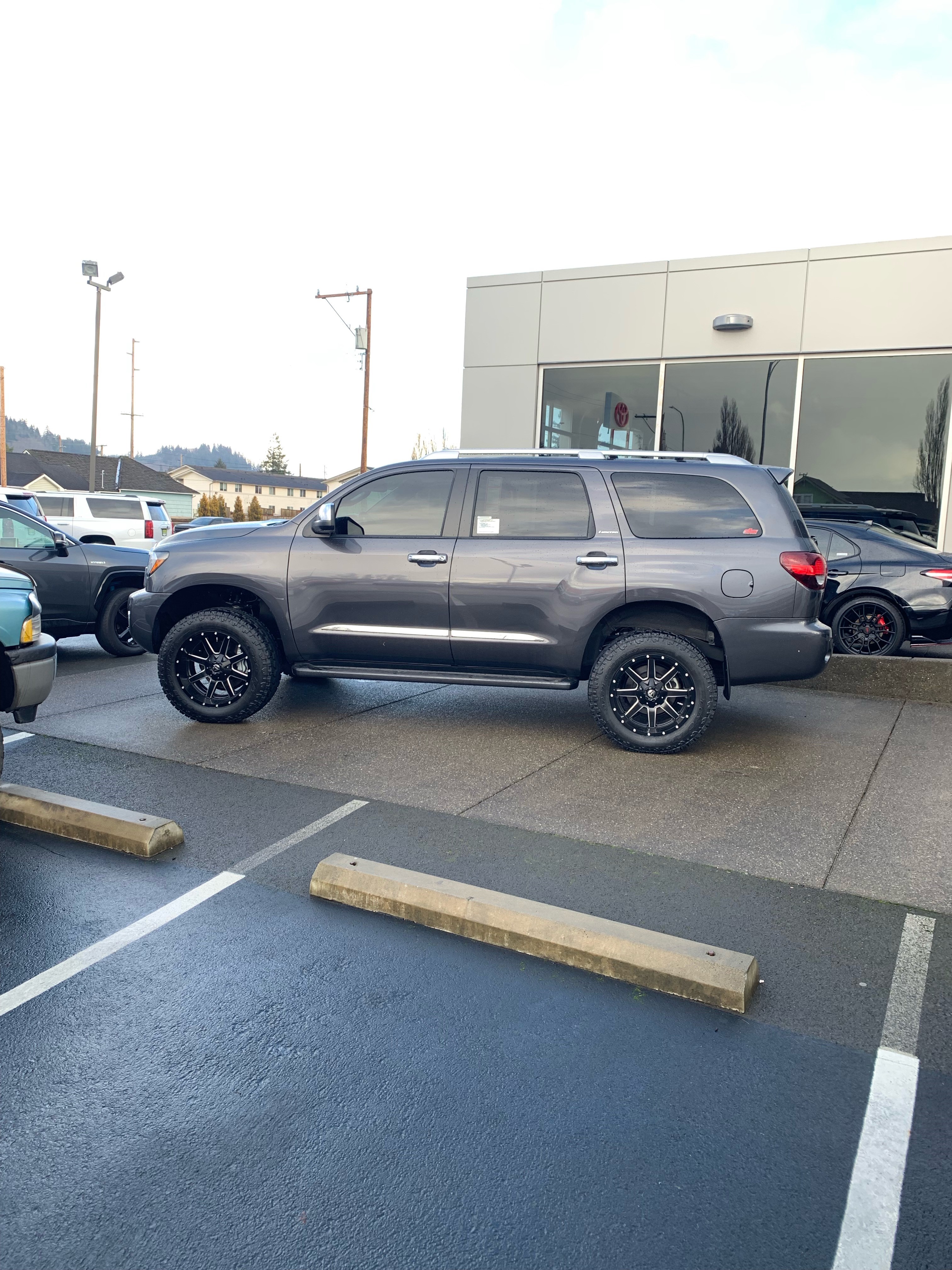 Lifted Toyota Sequoia by DSI